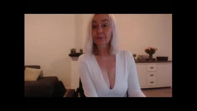 Image 2 of sweetjuice1980 Stream on Chaturbate on 21 months ago