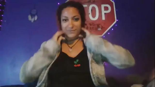 Image 2 of sweetlalacharmz Stream on Chaturbate on 2 months ago