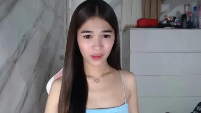 Thumbnail 3, sweetleigh18's Stream at Chaturbate, 18 months ago