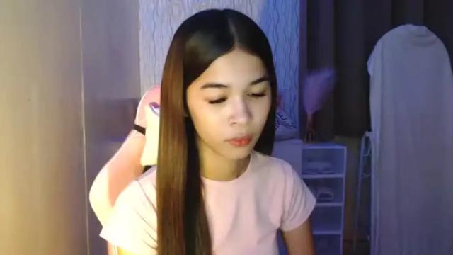 Thumbnail 1, sweetleigh18's Stream at Chaturbate, 13 months ago