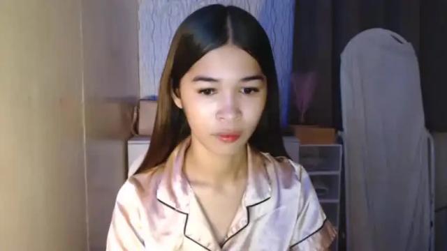 Image 2 of sweetleigh18 Stream on Chaturbate on 12 months ago