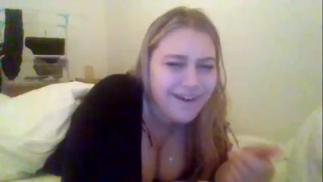 Image 2 of sweetlikehoney03 Stream on Chaturbate on 15 months ago