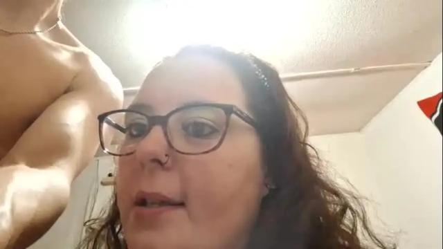Image 6 of sweetlips0pupukiki Stream on Chaturbate on 12 months ago