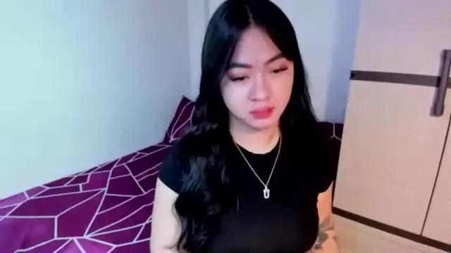Image 6 of sweetlovepinay04 Stream on Chaturbate on 14 months ago