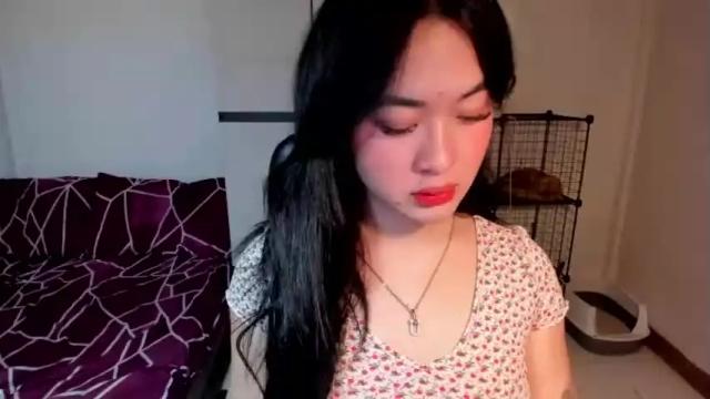 Image 8 of sweetlovepinay04 Stream on Chaturbate on 13 months ago