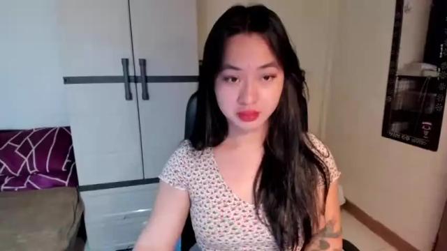 Image 4 of sweetlovepinay04 Stream on Chaturbate on 13 months ago