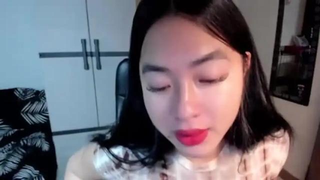 Image 12 of sweetlovepinay04 Stream on Chaturbate on 12 months ago