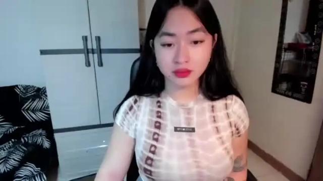 Image 4 of sweetlovepinay04 Stream on Chaturbate on 12 months ago