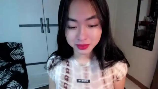 Image 6 of sweetlovepinay04 Stream on Chaturbate on 12 months ago