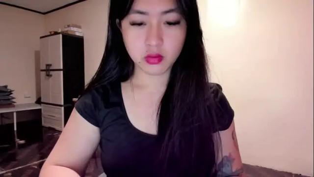 Image 12 of sweetlovepinay04 Stream on Chaturbate on 27 days ago