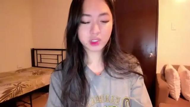 Image 2 of sweetlovepinay04 Stream on Chaturbate on 2 months ago