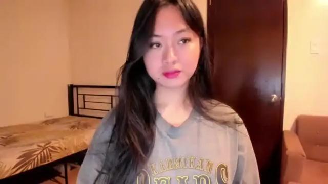 Image 6 of sweetlovepinay04 Stream on Chaturbate on 2 months ago