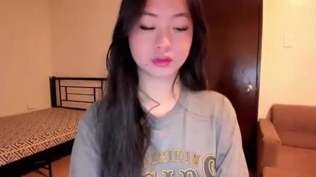 Image 10 of sweetlovepinay04 Stream on Chaturbate on 2 months ago