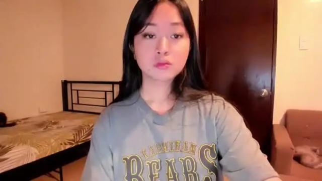 Image 10 of sweetlovepinay04 Stream on Chaturbate on 2 months ago