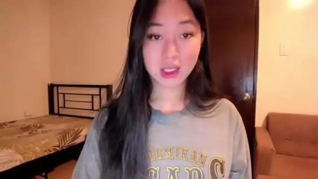 Image 3 of sweetlovepinay04 Stream on Chaturbate on 2 months ago