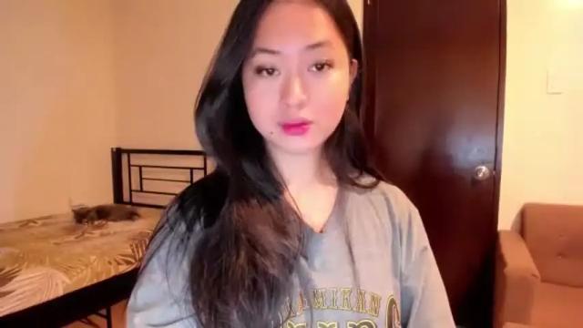Image 4 of sweetlovepinay04 Stream on Chaturbate on 2 months ago