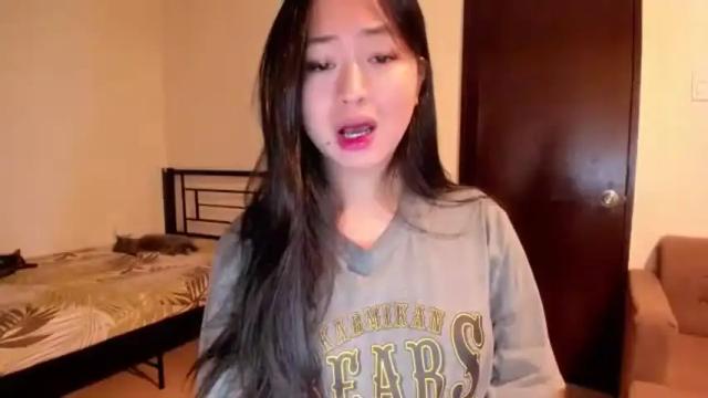 Image 8 of sweetlovepinay04 Stream on Chaturbate on 2 months ago
