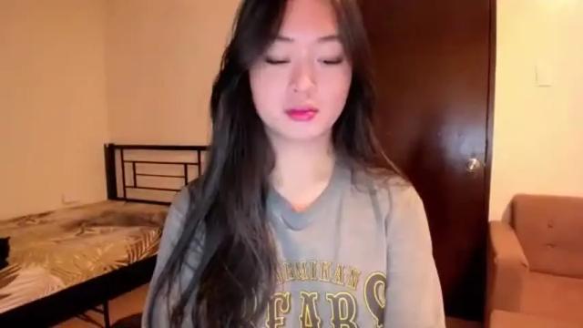 Image 11 of sweetlovepinay04 Stream on Chaturbate on 2 months ago