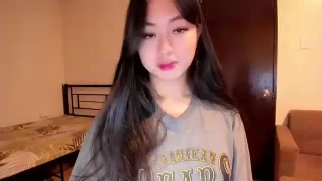 Image 8 of sweetlovepinay04 Stream on Chaturbate on 2 months ago