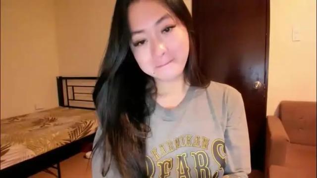 Image 6 of sweetlovepinay04 Stream on Chaturbate on 1 month ago