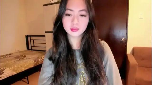 Image 10 of sweetlovepinay04 Stream on Chaturbate on 1 month ago