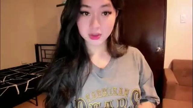 Image 3 of sweetlovepinay04 Stream on Chaturbate on 1 month ago