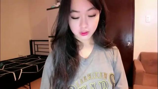 Image 3 of sweetlovepinay04 Stream on Chaturbate on 1 month ago