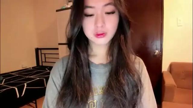 Image 7 of sweetlovepinay04 Stream on Chaturbate on 1 month ago