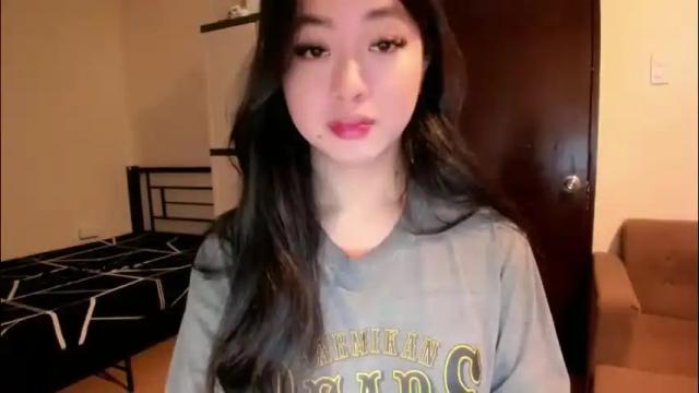 Image 10 of sweetlovepinay04 Stream on Chaturbate on 1 month ago