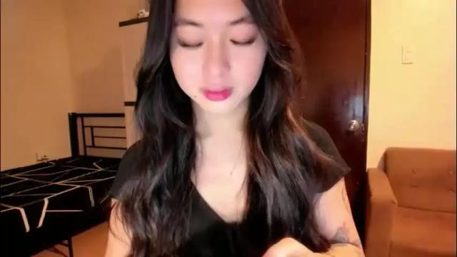 Image 8 of sweetlovepinay04 Stream on Chaturbate on 1 month ago