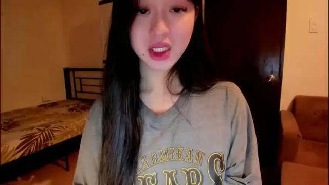 Image 6 of sweetlovepinay04 Stream on Chaturbate on 8 days ago