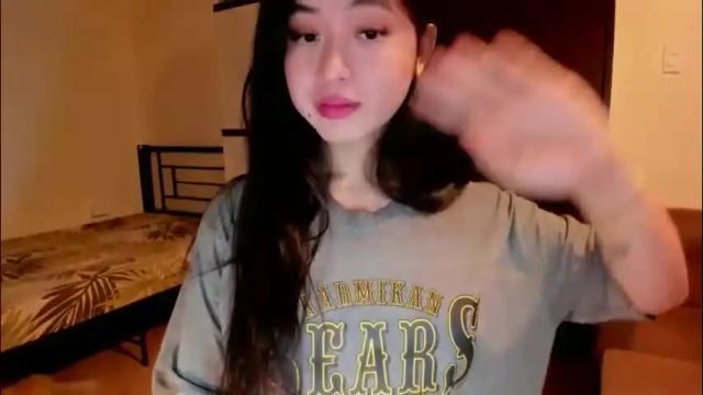Image 8 of sweetlovepinay04 Stream on Chaturbate on 8 days ago