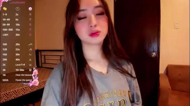 Image 4 of sweetlovepinay04 Stream on Chaturbate on 2 months ago