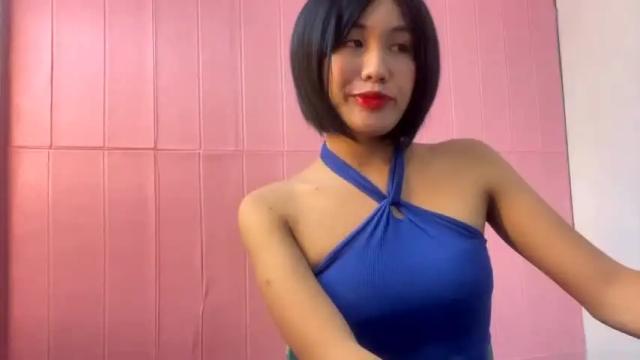 Image 2 of sweetlucy21 Stream on Chaturbate on 19 months ago
