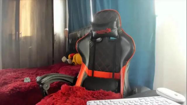 Image 4 of sweetlune Stream on Chaturbate on 13 months ago