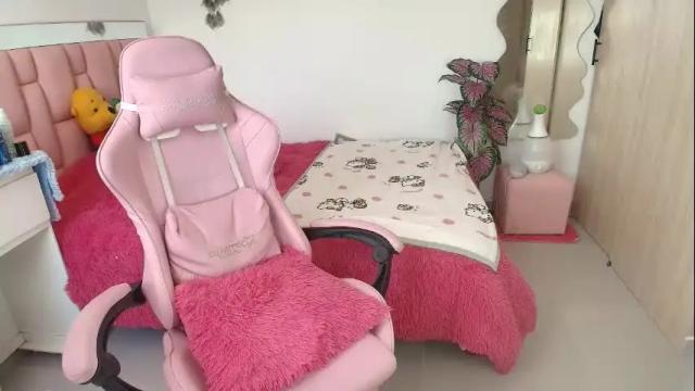 Image 6 of sweetlune Stream on Chaturbate on 5 days ago
