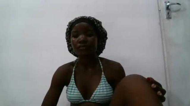 Image 6 of sweetlyna Stream on Chaturbate on 17 months ago