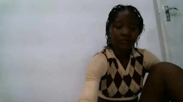 Image 3 of sweetlyna Stream on Chaturbate on 16 months ago