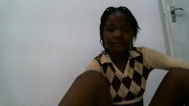 Image 4 of sweetlyna Stream on Chaturbate on 16 months ago