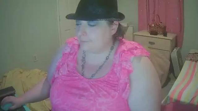 Image 10 of sweetlyterse Stream on Chaturbate on 14 months ago