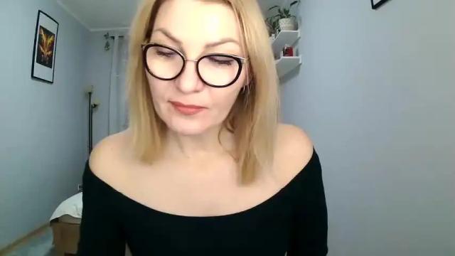 Image 2 of sweetmarthaaa Stream on Chaturbate on 16 months ago