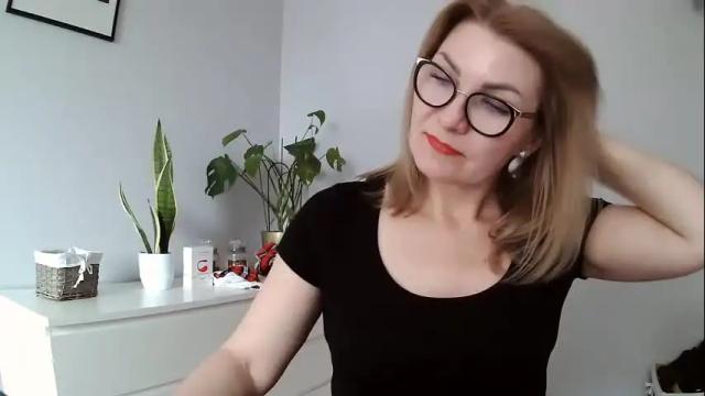 Image 7 of sweetmarthaaa Stream on Chaturbate on 14 months ago
