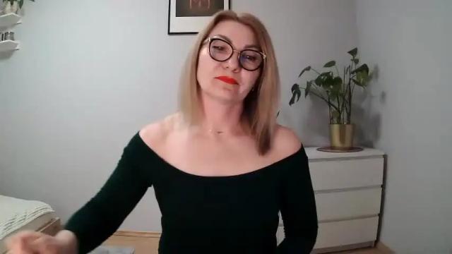 Thumbnail 1, sweetmarthaaa's Stream at Chaturbate, 13 months ago