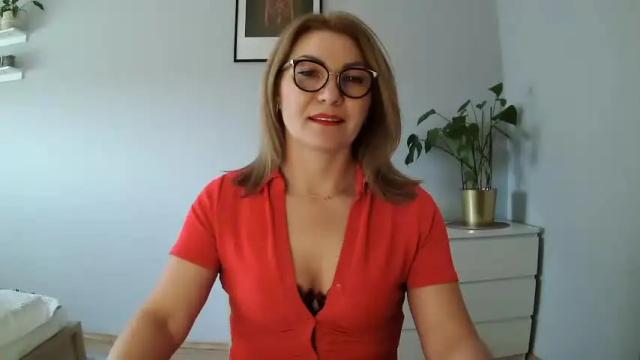 Image 7 of sweetmarthaaa Stream on Chaturbate on 13 months ago