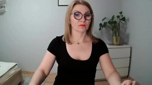 Thumbnail 1, sweetmarthaaa's Stream at Chaturbate, 13 months ago