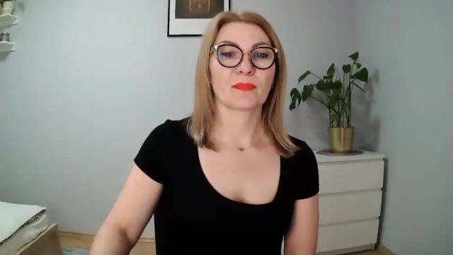 Thumbnail 2, sweetmarthaaa's Stream at Chaturbate, 13 months ago