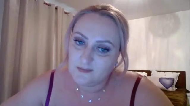 Image 12 of sweetmayacutie Stream on Chaturbate on 1 month ago
