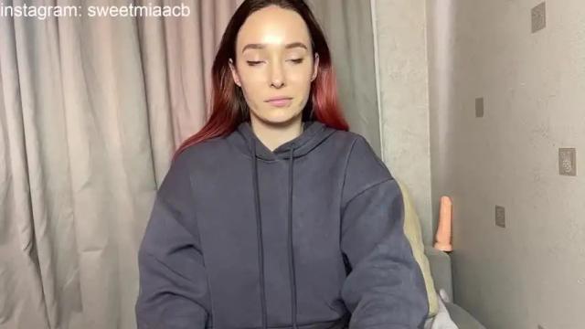 Image 12 of sweetmiaa Stream on Chaturbate on 17 months ago