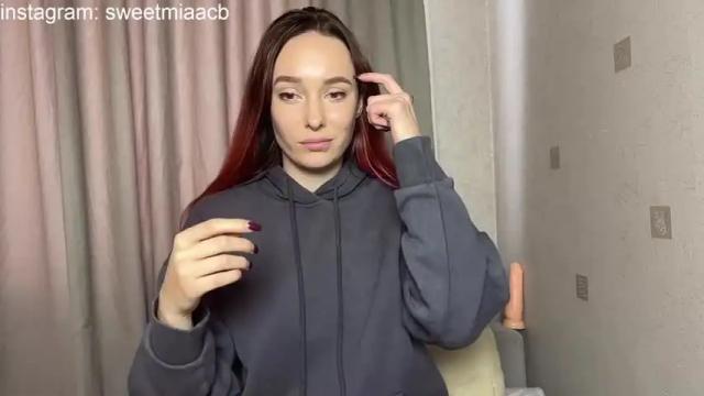 Image 2 of sweetmiaa Stream on Chaturbate on 17 months ago