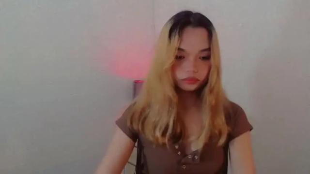 Image 7 of sweetmikaela20 Stream on Chaturbate on 18 months ago